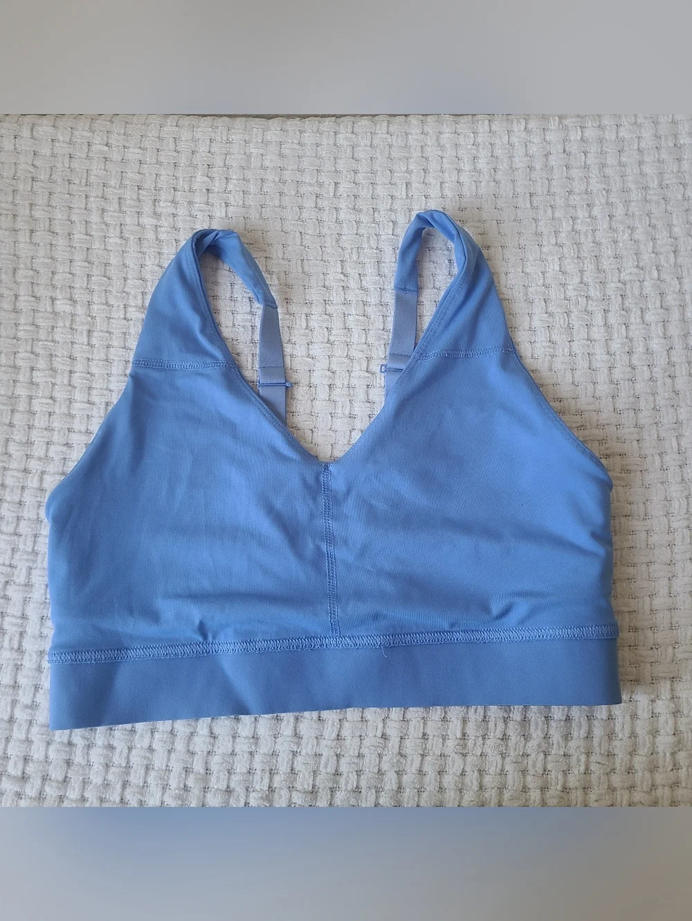 Fabletics Women’s Blue V-Neck Sports Bra Size S
